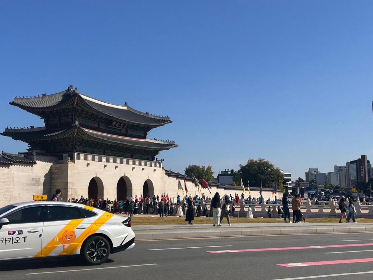 Gyeongbokgung House * Seoul